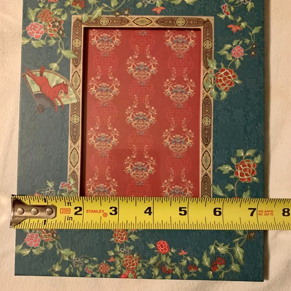 Beautiful Michele Studio Frame - Picture 6 of 6